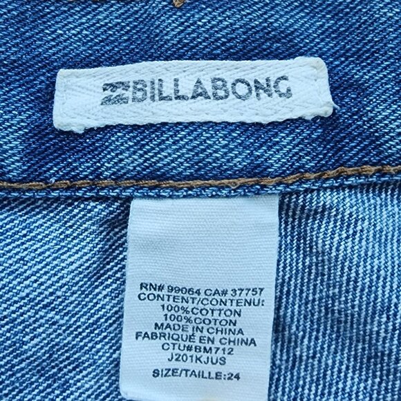 Billabong denim distressed shorty shorts - Picture 2 of 3